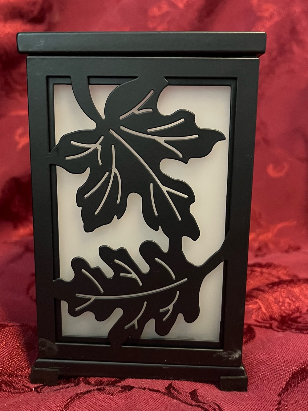 PartyLite Black and White Leaf Silhouette Candle Warmer